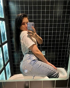 Алена — эротические фото